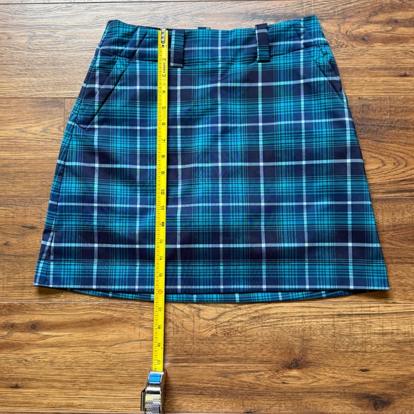 Nike Dri-Fit Women’s Performance Tour Plaid Tartan Golf Skort Size 2 - Picture 2 of 9